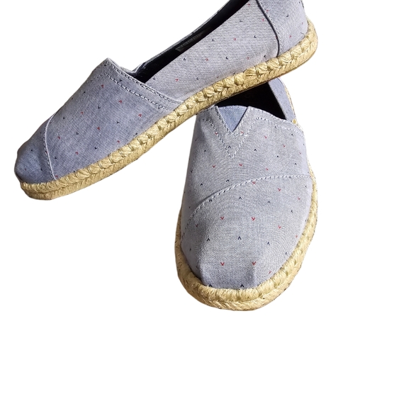 TOMS Classic Womes Blue Motif Woven Slip On Size 7.  NWT - Picture 7 of 8